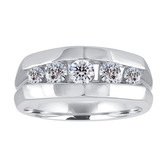 Men’s Graduated Channel-Set Diamond Band R9006